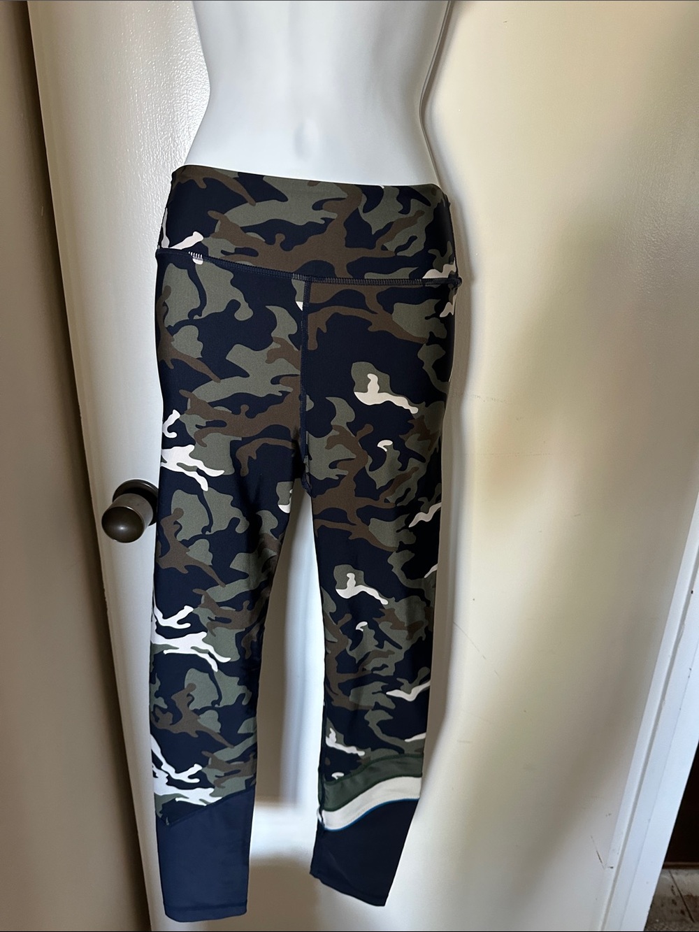 The Upside Women’s Camo Print Active Leggings - Olive/Black